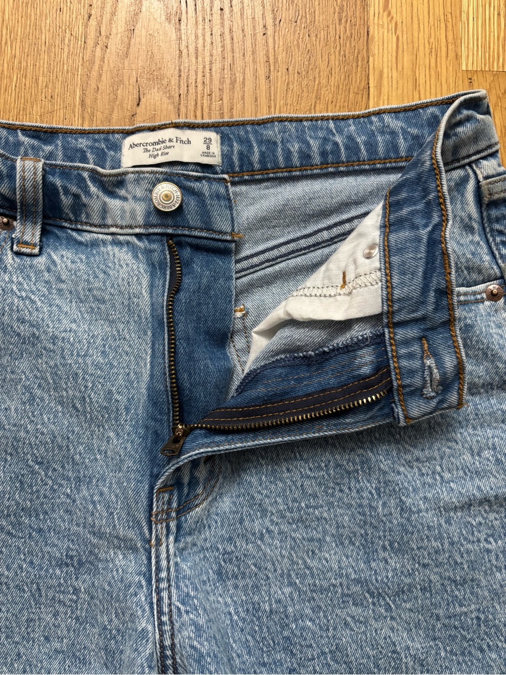 A&F High Rise Dad Shorts - Picture 3 of 5